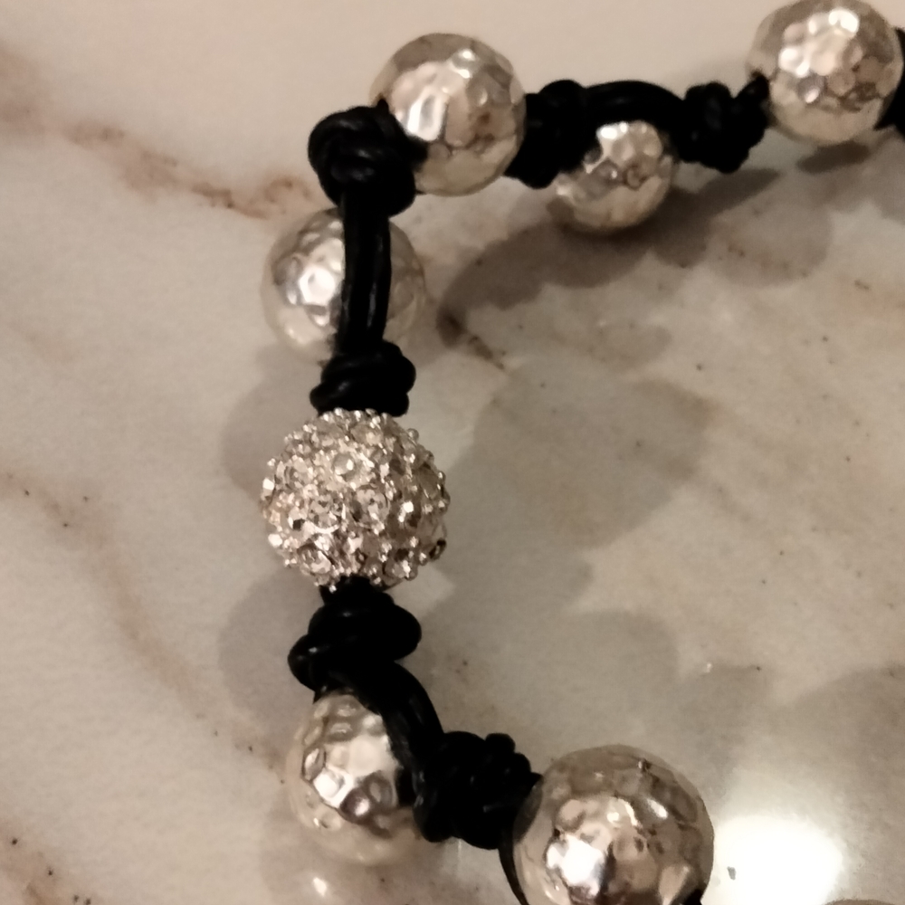 Silver Hammered Bead Bracelet On Black Leather Cord Y2k vintage - Picture 9 of 14
